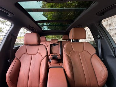 2025 Audi Q5 45 S line Prestige quattro