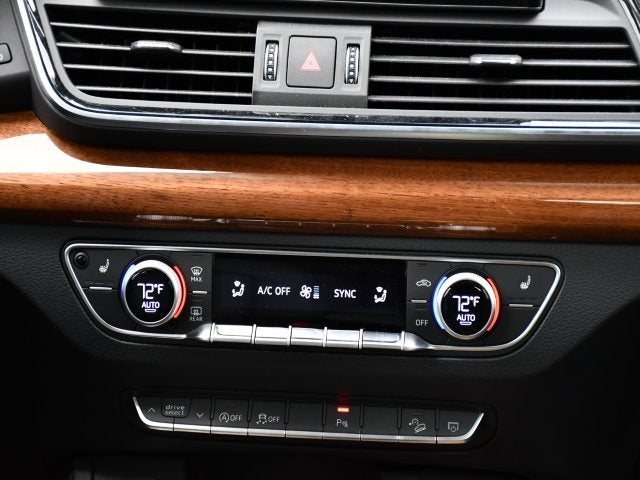 2023 Audi Q5 45 S line Premium quattro