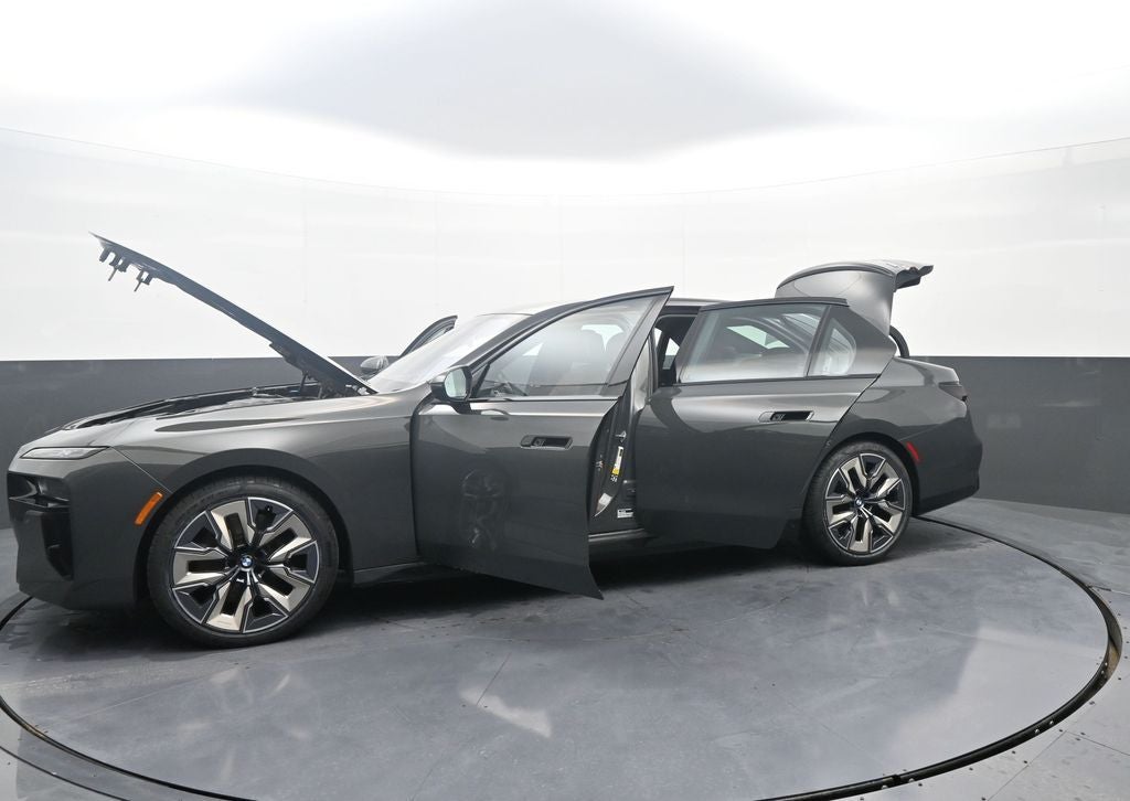 2023 BMW 7 Series 760i xDrive