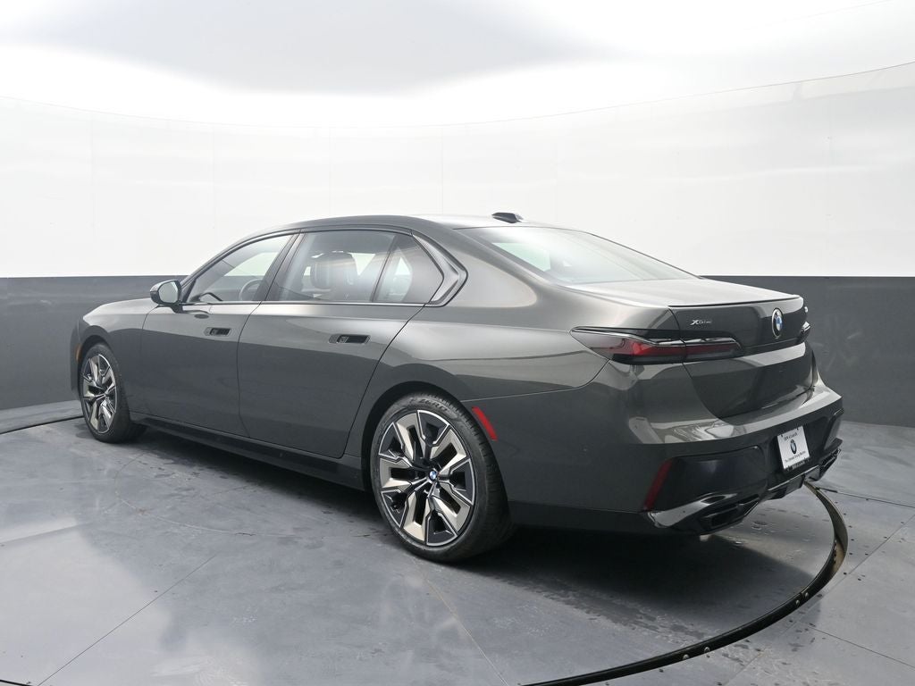 2023 BMW 7 Series 760i xDrive