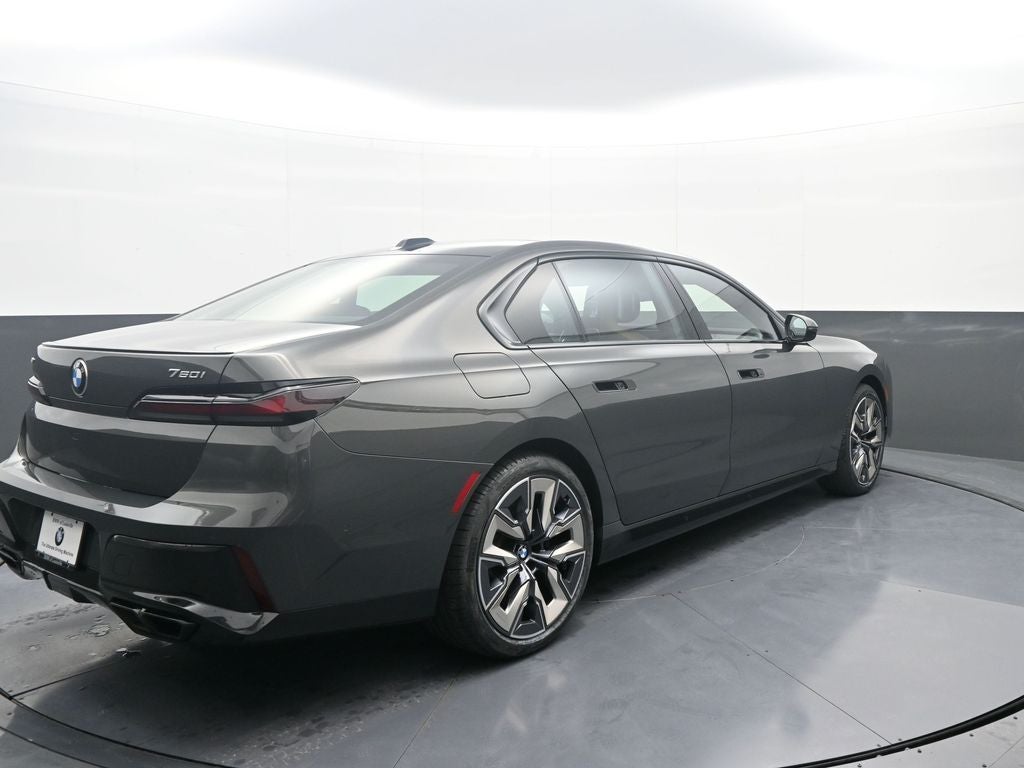 2023 BMW 7 Series 760i xDrive