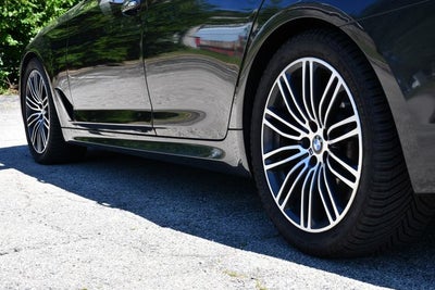2018 BMW 5 Series 540i