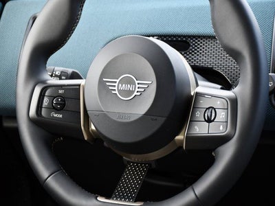 2025 MINI Cooper S Countryman Iconic