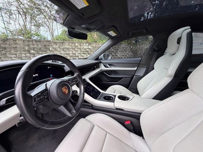 2021 Porsche Taycan Turbo