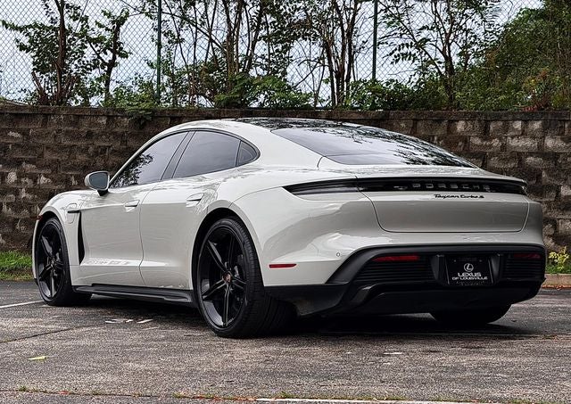 2021 Porsche Taycan Turbo