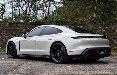 2021 Porsche Taycan Turbo