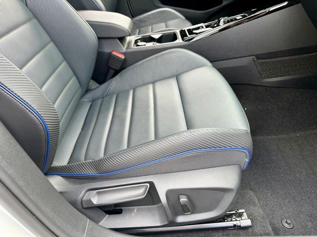 2024 Volkswagen Golf R 2.0T