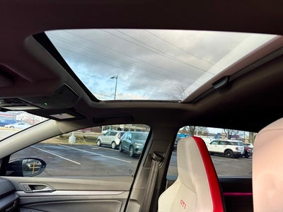 2025 Volkswagen Golf GTI Autobahn