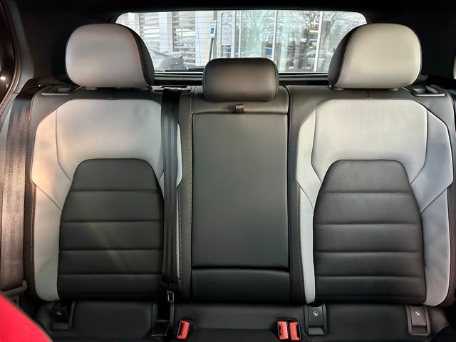 2025 Volkswagen Golf GTI Autobahn