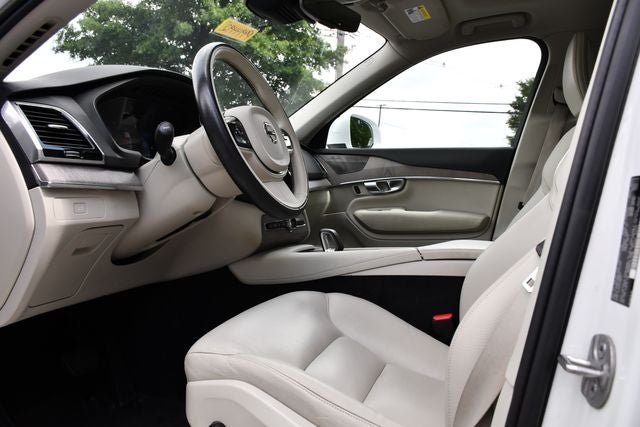 2023 Volvo XC90 B6 Plus 6-Seater