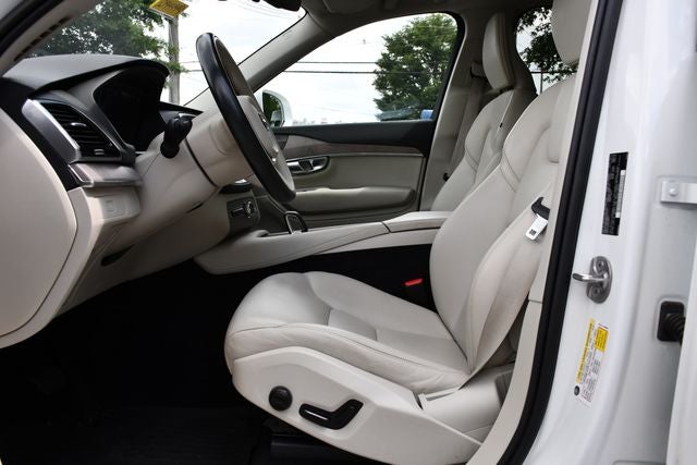 2023 Volvo XC90 B6 Plus 6-Seater