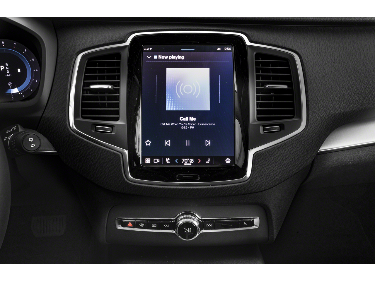 2023 Volvo XC90 B6 Plus 6-Seater