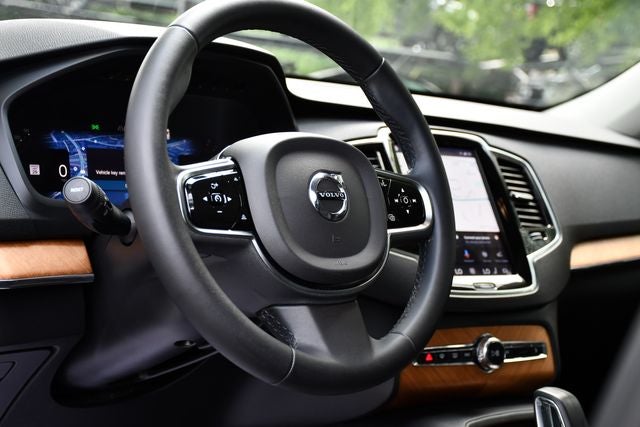 2023 Volvo XC90 B6 Plus 6-Seater