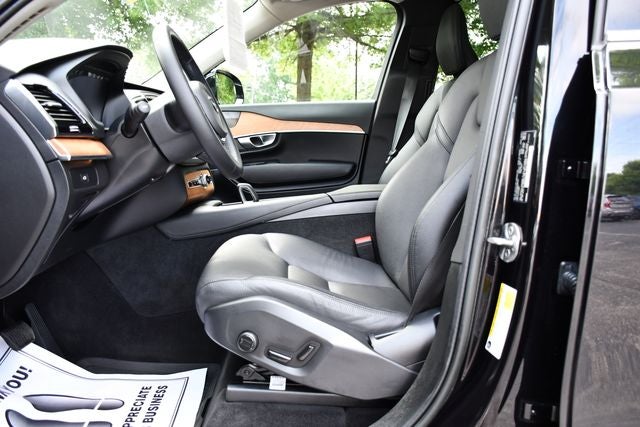 2023 Volvo XC90 B6 Plus 6-Seater