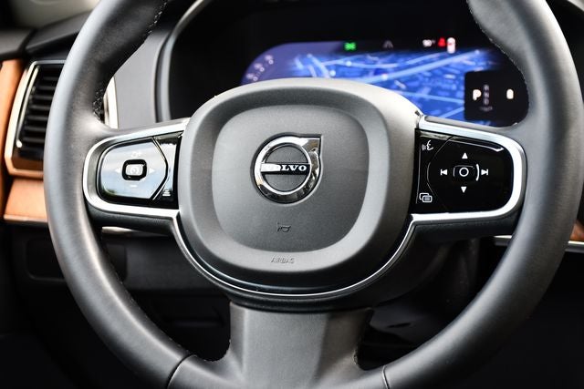 2023 Volvo XC90 B6 Plus 6-Seater