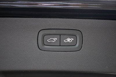 2023 Volvo XC90 B6 Plus 6-Seater