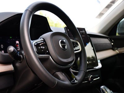 2025 Volvo XC90 B6 Core 2025.5
