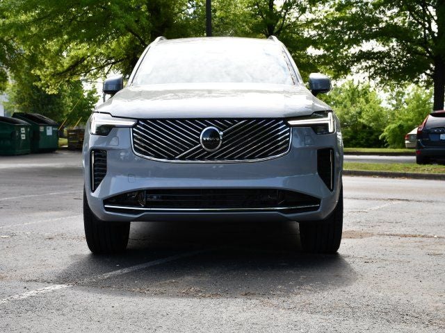 2025 Volvo XC90 B6 Core Bright 4WD's photo