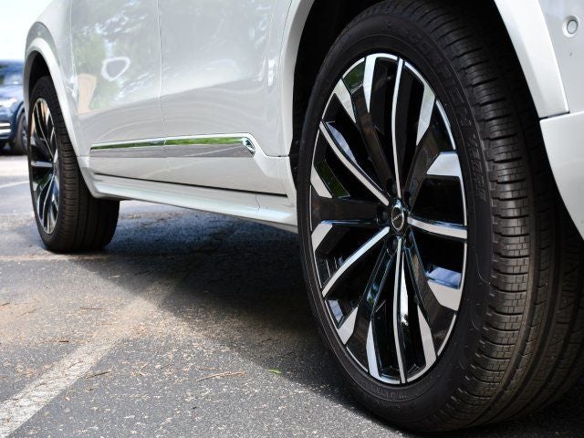 2025 Volvo XC90 B6 Plus 7-Seater 2025.5