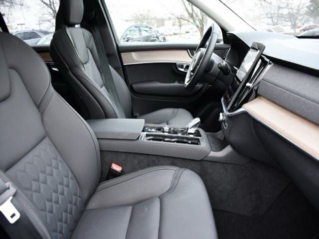 2025 Volvo XC90 B6 Plus 7-Seater 2025.5