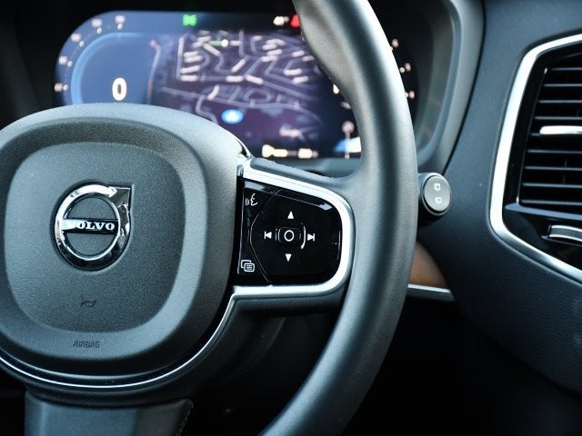 2025 Volvo XC90 B6 Plus 7-Seater