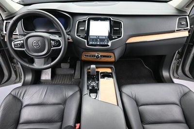 2024 Volvo XC90 B6 Plus Bright Theme