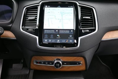 2024 Volvo XC90 B6 Plus Bright Theme