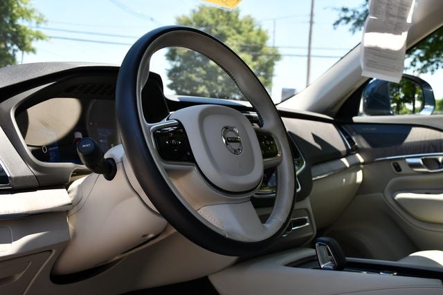 2024 Volvo XC90 B6 Plus Bright Theme