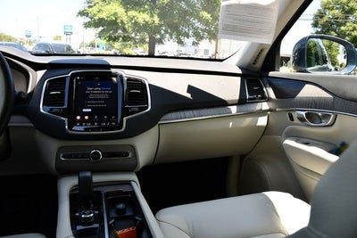 2024 Volvo XC90 B6 Plus Bright Theme