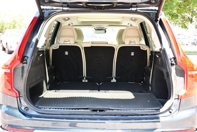 2024 Volvo XC90 B6 Plus Bright Theme