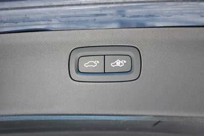 2024 Volvo XC90 B6 Plus Bright Theme