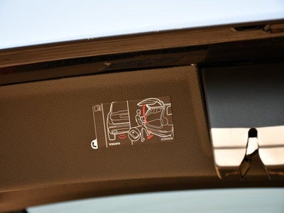 2025 Volvo XC90 B6 Ultra