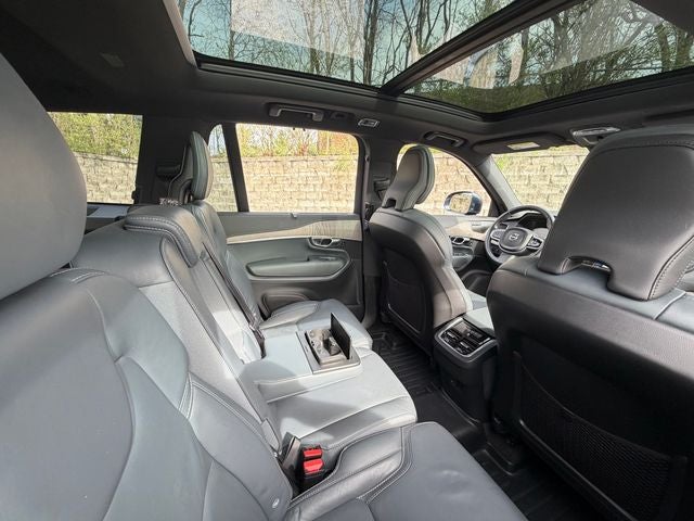 2022 Volvo XC90 T6 Inscription