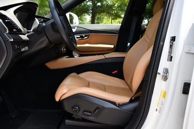 2021 Volvo XC90 Recharge Plug-In Hybrid T8 Inscription 7 Passenger