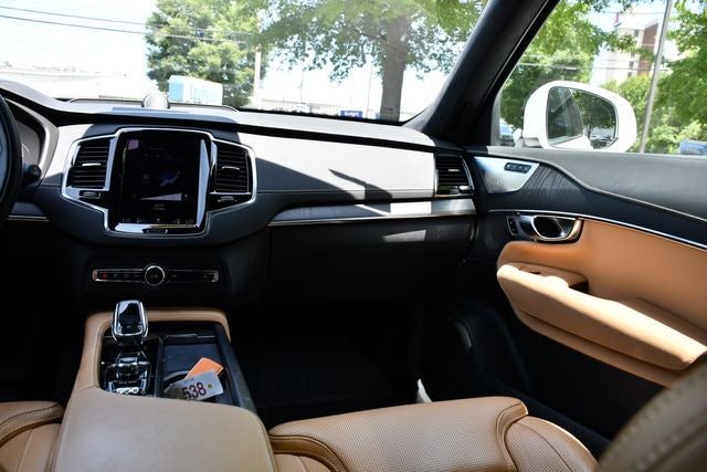 2021 Volvo XC90 Recharge Plug-In Hybrid T8 Inscription 7 Passenger