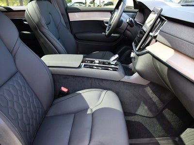 2025 Volvo XC90 Plug-In Hybrid T8 Plus 7 Passenger 2025.5