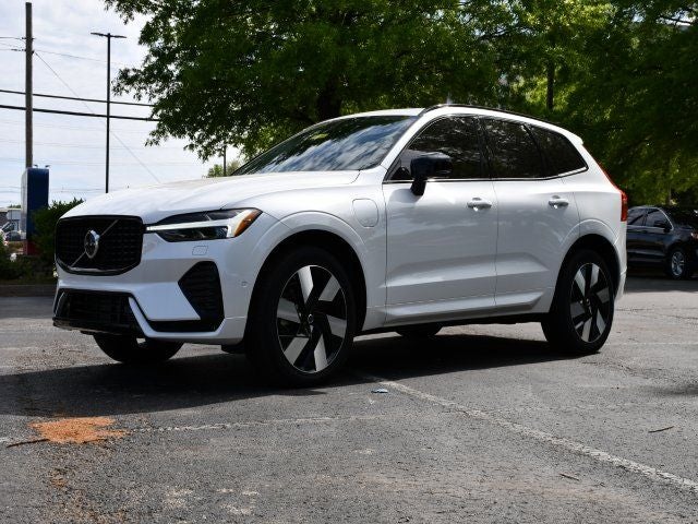 2025 Volvo XC60 Plug-In Hybrid T8 Plus