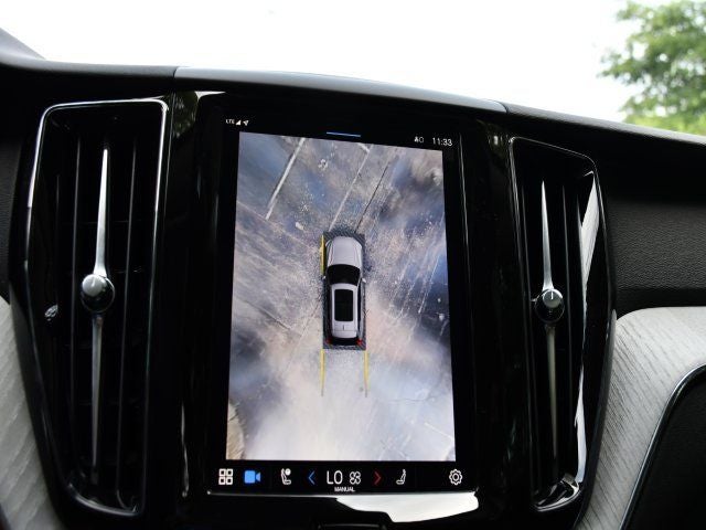 2025 Volvo XC60 Plug-In Hybrid T8 Plus