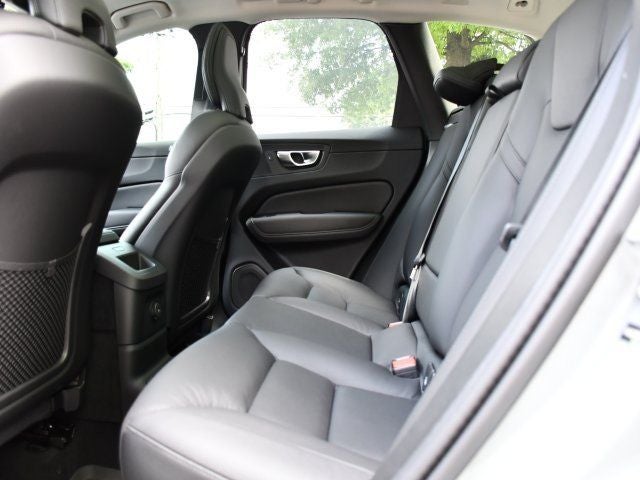 2025 Volvo XC60 Plug-In Hybrid T8 Plus