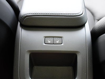 2025 Volvo XC60 Plug-In Hybrid T8 Plus