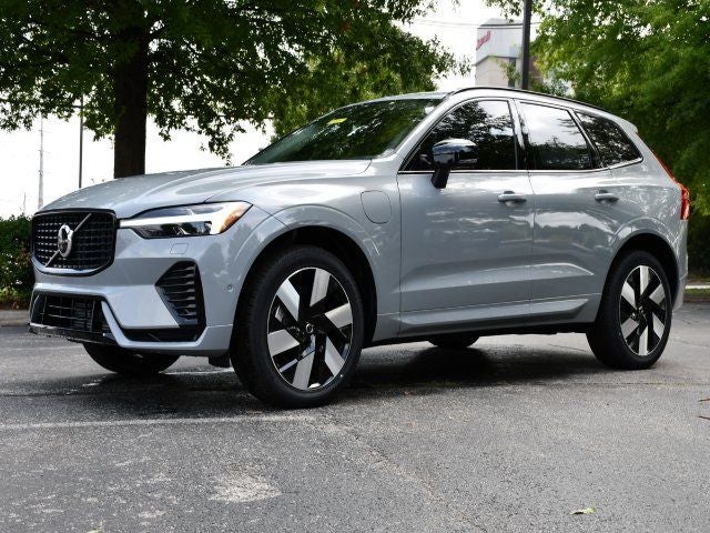 2025 Volvo XC60 Plug-In Hybrid T8 Plus
