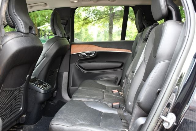 2023 Volvo XC90 B5 Plus