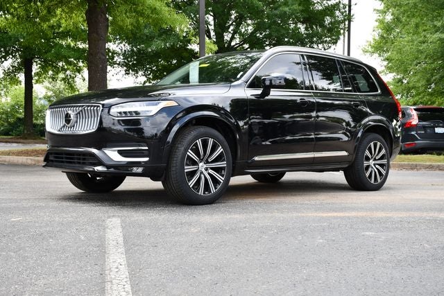 2023 Volvo XC90 B5 Plus