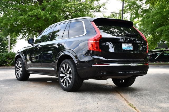 2023 Volvo XC90 B5 Plus