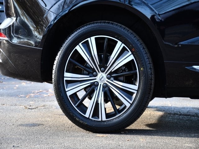 2022 Volvo XC60 B5 Inscription