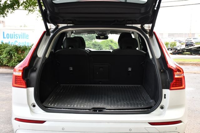 2024 Volvo XC60 B5 Plus Dark Theme