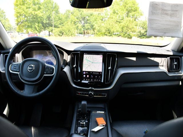 2023 Volvo XC60 B5 Core