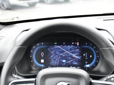 2025 Volvo XC40 B5 Plus Dark Theme