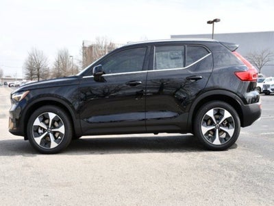 2025 Volvo XC40 B5 Core