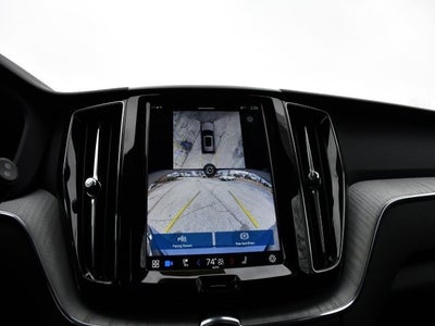 2025 Volvo XC60 B5 Plus